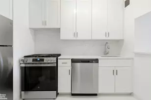 400 E 70th St, New York City, NY 10021 - Photo 3