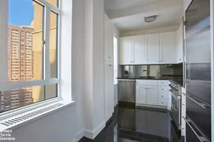 25 Central Prk W, New York City, NY 10023 - Photo 7