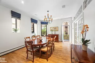 305 W 98th St, New York City, NY 10025 - Photo 3