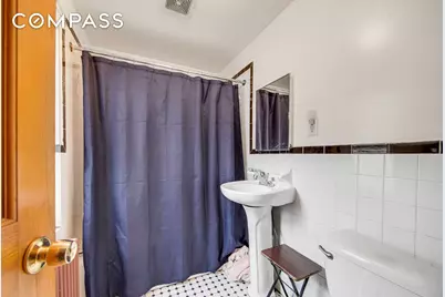 912 Metropolitan Avenue, New York City, NY 11211 - Photo 9