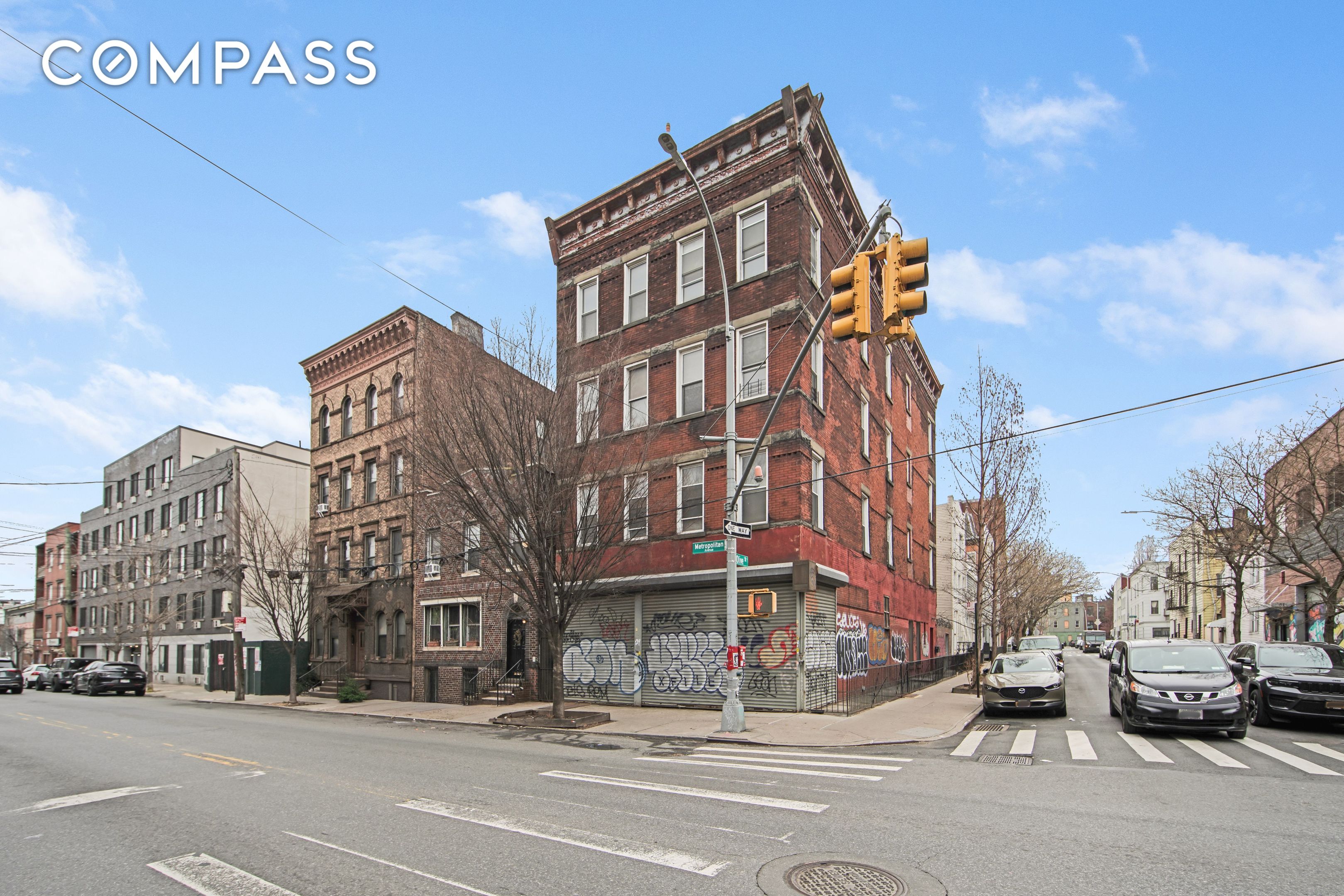 912 Metropolitan Ave, New York City, NY 11211 - MLS RLS20032651 ...