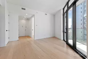 10-64 Jackson Ave, New York City, NY 11101 - Photo 3