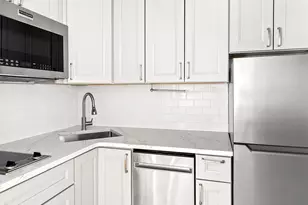 338 Prospect Pl, New York City, NY 11238 - Photo 3