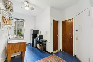 464 W 51st St, New York City, NY 10019 - Photo 5