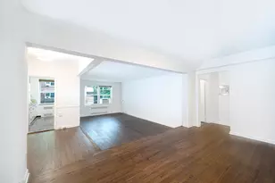 915 E 17th St, New York City, NY 11230 - Photo 3