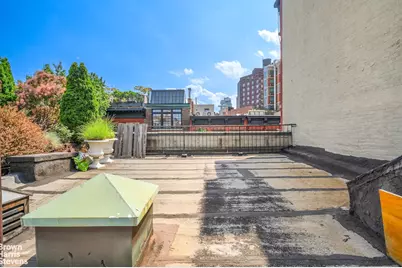 111 E 10th Street #5, New York City, NY 10003 - Photo 15