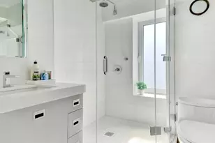 39 W 67th St, New York City, NY 10023 - Photo 7