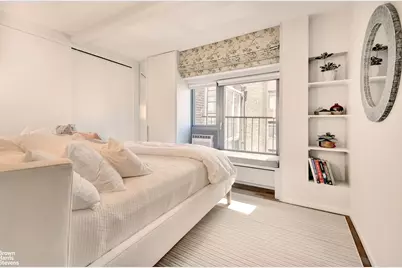 39 W 67th Street #1503, New York City, NY 10023 - Photo 5