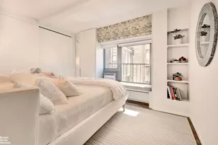 39 W 67th St, New York City, NY 10023 - Photo 5