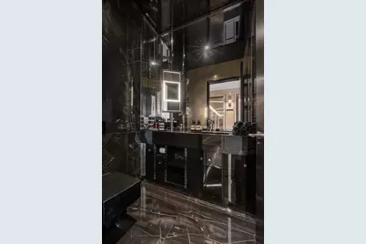 157 W 57th Street #64, New York City, NY 10019 - Photo 7