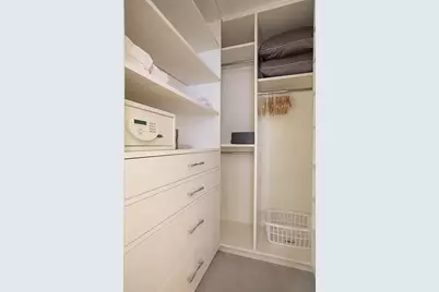 150 W 51st Street #928, New York City, NY 10019 - Photo 9