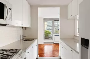 1965 Broadway, New York City, NY 10023 - Photo 9