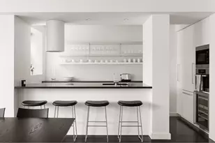 923 5th Ave, New York City, NY 10021 - Photo 5