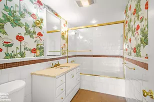 380 W 12th St, New York City, NY 10014 - Photo 11