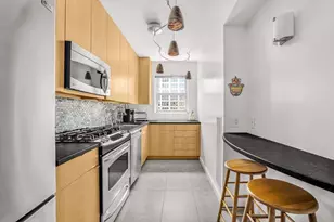 40 E 9th St, New York City, NY 10003 - Photo 5