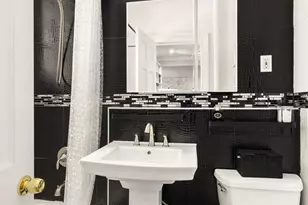 128 W 138th St, New York City, NY 10030 - Photo 3