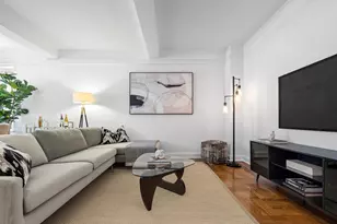 20 E 35th St, New York City, NY 10016 - Photo 3