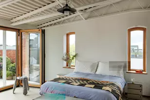 96 King St, New York City, NY 11231 - Photo 11