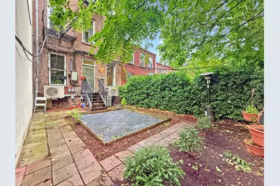 625 Franklin Avenue, New York City, NY 11238 - Photo 9