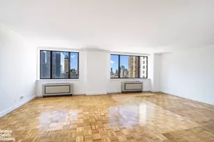 30 W 61st St, New York City, NY 10023 - Photo 5