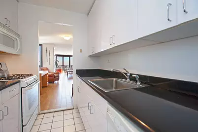 330 E 38th Street #56K, New York City, NY 10016 - Photo 3