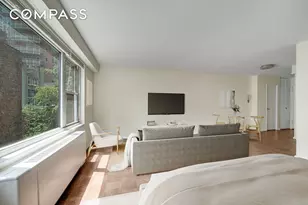 220 E 60th St, New York City, NY 10022 - Photo 3