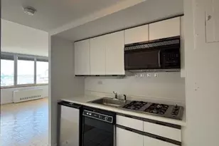 500 W 43rd St, New York City, NY 10036 - Photo 5