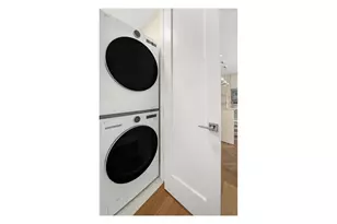 225 W 86th St, New York City, NY 10024 - Photo 7