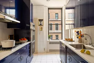 993 Park Ave, New York City, NY 10028 - Photo 11