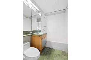 207 E 57th St, New York City, NY 10022 - Photo 9