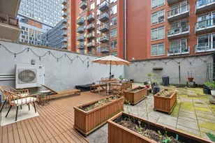 41-18 27th St, New York City, NY 11101 - Photo 7