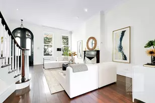 226 E 79th St, New York City, NY 10075 - Photo 3