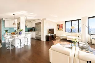 330 E 38th St, New York City, NY 10016 - Photo 3