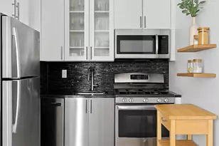 237 Hancock St, New York City, NY 11216 - Photo 3