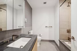 24-16 Queens Plaza S, New York City, NY 11101 - Photo 5