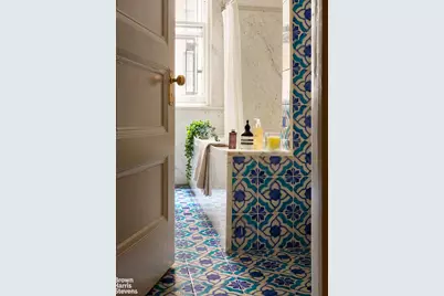 57 E 74th Street, New York City, NY 10021 - Photo 27