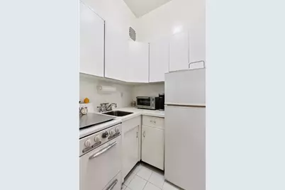 530 E 84th Street #5C, New York City, NY 10028 - Photo 3