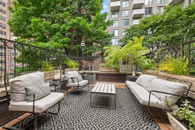 506 E 87th Street, New York City, NY 10128 - Photo 15