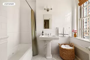 137 E 66th St, New York City, NY 10065 - Photo 15