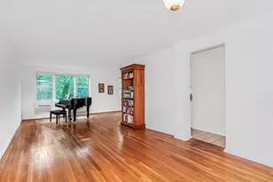 679 W 239th St, New York City, NY 10463 - Photo 1