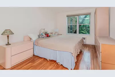 679 W 239th Street #3J, New York City, NY 10463 - Photo 5