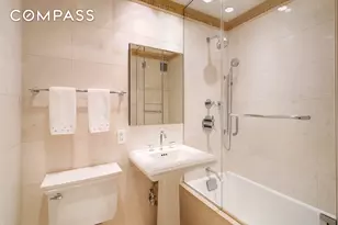 300 E 74th St, New York City, NY 10021 - Photo 7