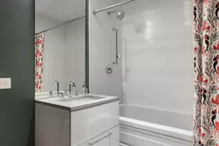 11-02 49th Ave, New York City, NY 11101 - Photo 9