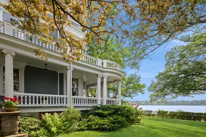 28 Shore Road, New York City, NY 11363 - Photo 3