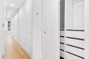 738 E 6th St, New York City, NY 10009 - Photo 17