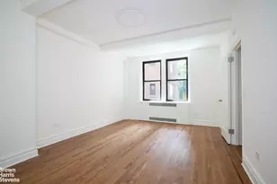 152 E 94th St, New York City, NY 10128 - Photo 9