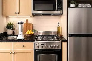 117 W 13th St, New York City, NY 10011 - Photo 3