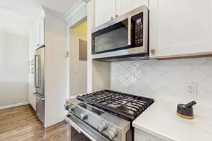 645 W 239th St, New York City, NY 10463 - Photo 17