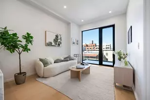 31-16 21st St, New York City, NY 11106 - Photo 5