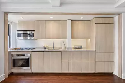 333 E 53rd Street #5B, New York City, NY 10022 - Photo 1